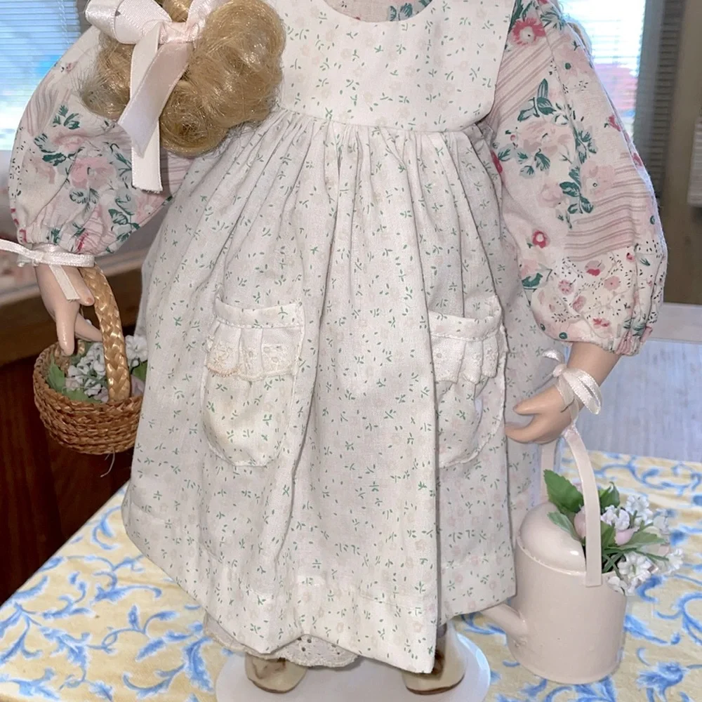 Avon Special Memories Gardening Doll with Flower Basket and Water Can Pr…